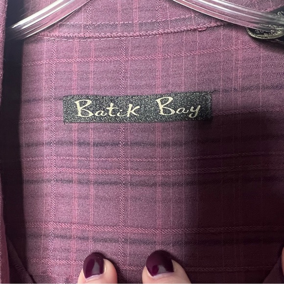 Batik Bay Shirt, Men's Size XL, Red, Button Up Long Sleeve Dress Shirt Plaid. - Picture 4 of 7